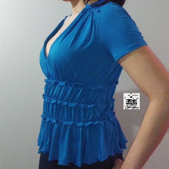 Sadie Smocked Top - Picture 3 of 8